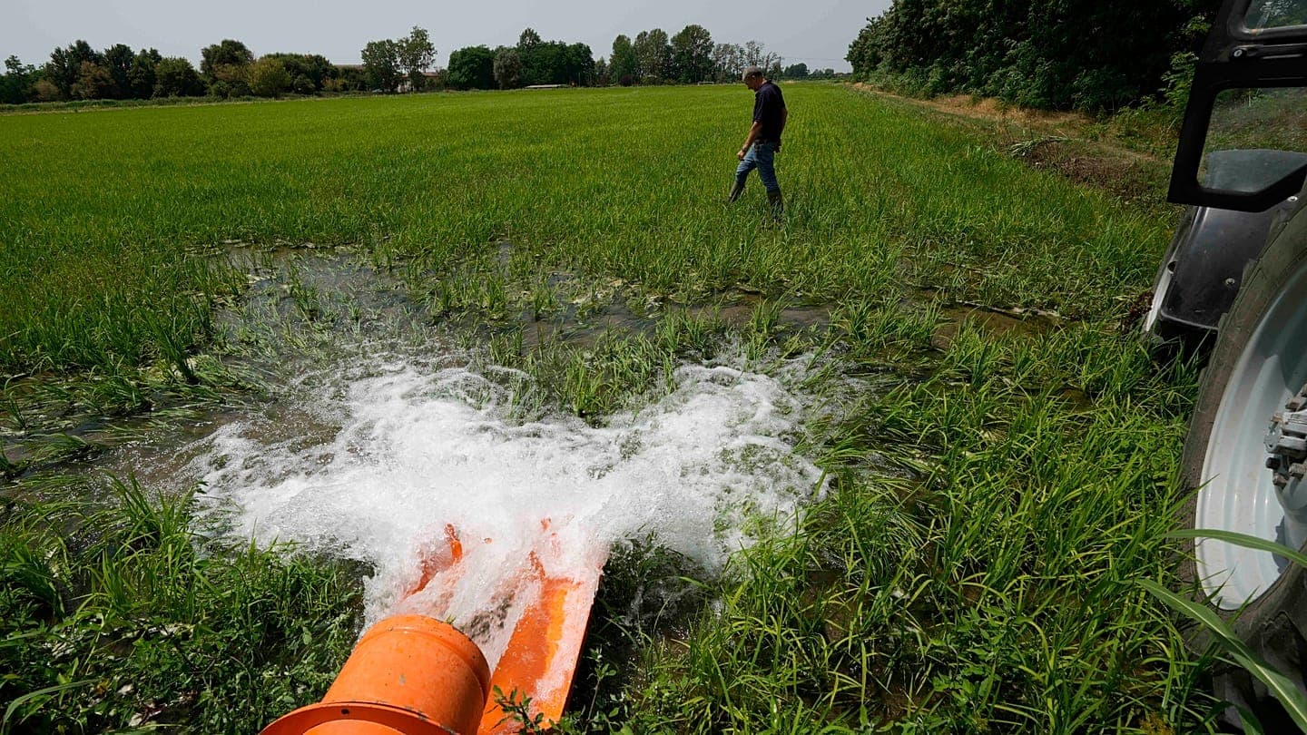The EU loses one in four litres of treated water. Can digitalisation fix that?