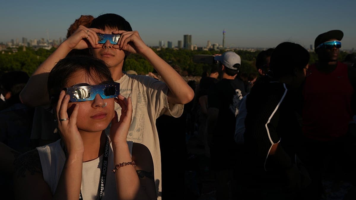 Rare eclipse plunges parts of Europe into darkness